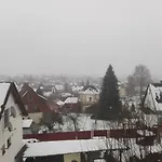 Lom *